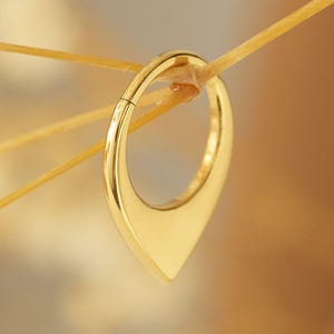 Créoles pendants en titane 16 g • Boucle d'oreille hélice • Boucle d'oreille tragus • Boucle d'oreille cartilage • Clou de nez • Cadeau pour elle • 8,10 mm