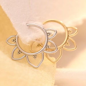 16G Titanium Flower Hoop Earrings • Helix Earring • Tragus Earring • Cartilage Earring • Nose Stud • Gift for Her • 8,10mm