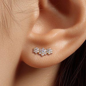 18G/16G Titanium Flower Stud Earring • Tragus Earring • Helix • Cartilage • Internally threaded • Flat Back Earring • Gift for Her