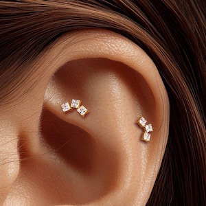 18G/16G Titanium Triple CZ Square Stud Earring • Tragus Earring • Helix • Cartilage • Internally threaded • Flat Back Earring • Gift for Her