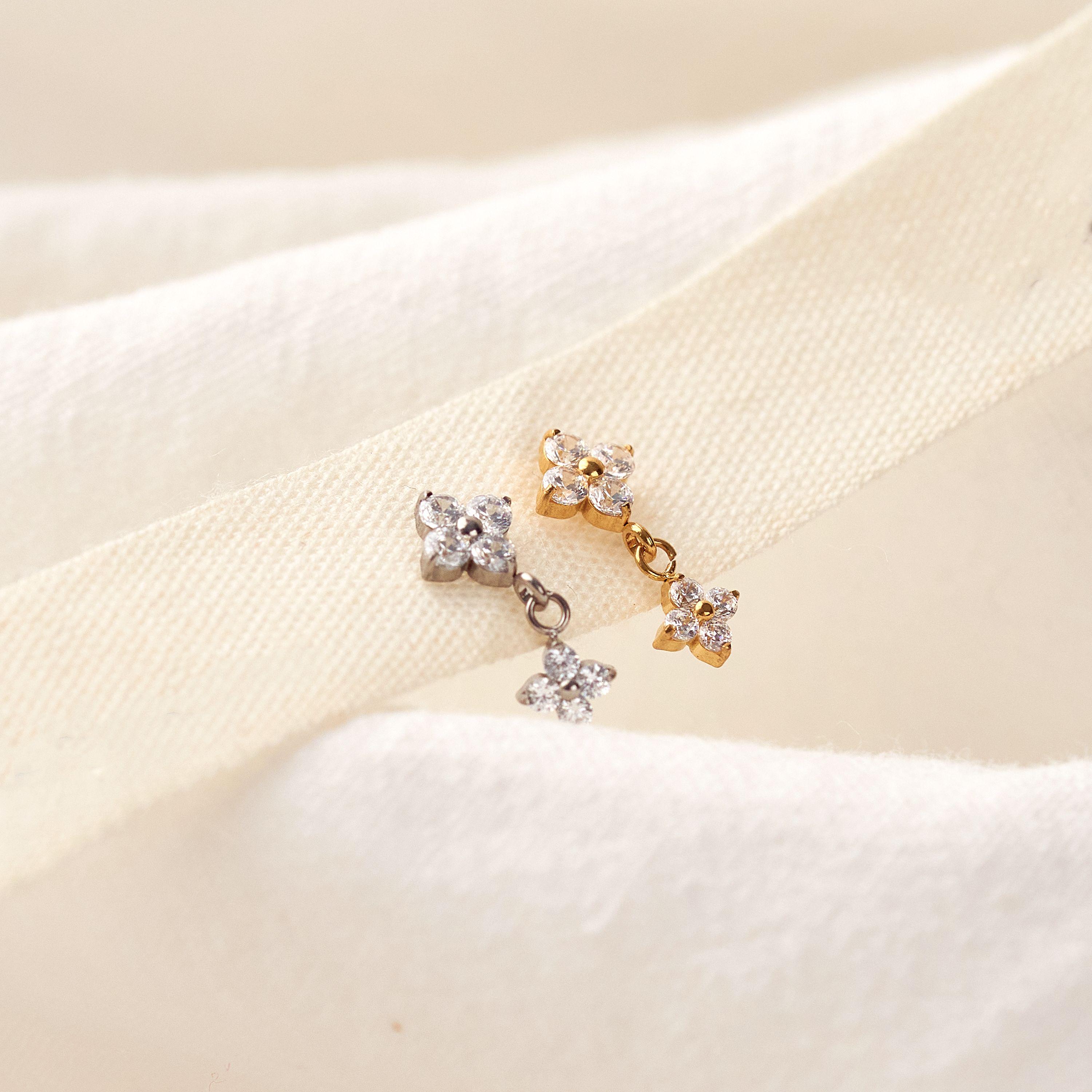 18G/16G Titanium Dangle Stud Earring • Tragus Earring • Helix • Cartilage • Internally threaded • Flat Back Earring• Gift for Her
