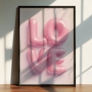 Pôster de tipografia LOVE – Impressão de letras 3D rosa com citação motivacional – Arte de parede elegante para o Dia dos Namorados e inspiração diária
