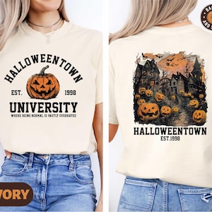 Maglietta Halloweentown EST 1998, T-shirt retrò Halloweentown University, Top autunnale Comfort Colors Spooky Season, T-shirt con grafica di zucca di Halloween
