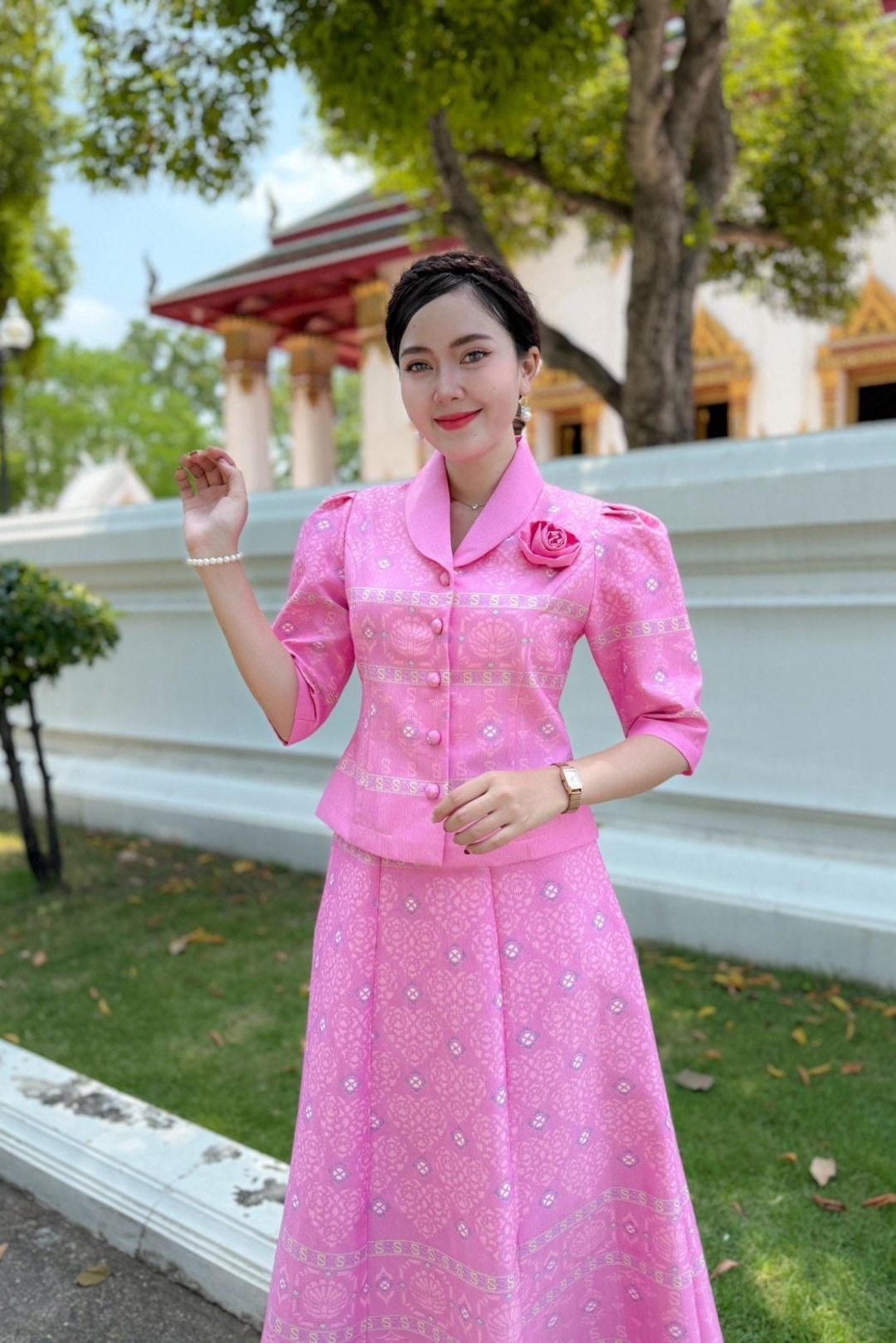 thai dress Valaya Thai Outfit 320 Thai wedding Attire ideas