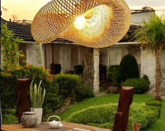 Handgeflochtener Kronleuchter aus Bambus - Boho Rattan Pendelleuchte