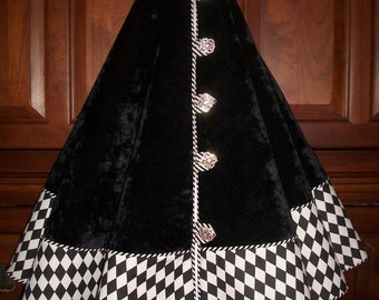 58" Amazing Luxurious Black Velvet with  Black and White Reversible Christmas Tree Skirt 2024 Collection