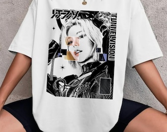 Retro Yeji Itzy Graphics T-shirt, Itzy Tunnel Vision Shirt, Itzy 3rd World Tour Tunnel Vision Shirt, Itzy Kpop Members Tee Sweater