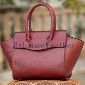 Bordeauxrote Umhängetasche mit verstellbarem Riemen,Bordeaux Leder Geldbörse für Frauen,Leder Handtasche,Stylische Ledertasche,Geschenk für Sie.