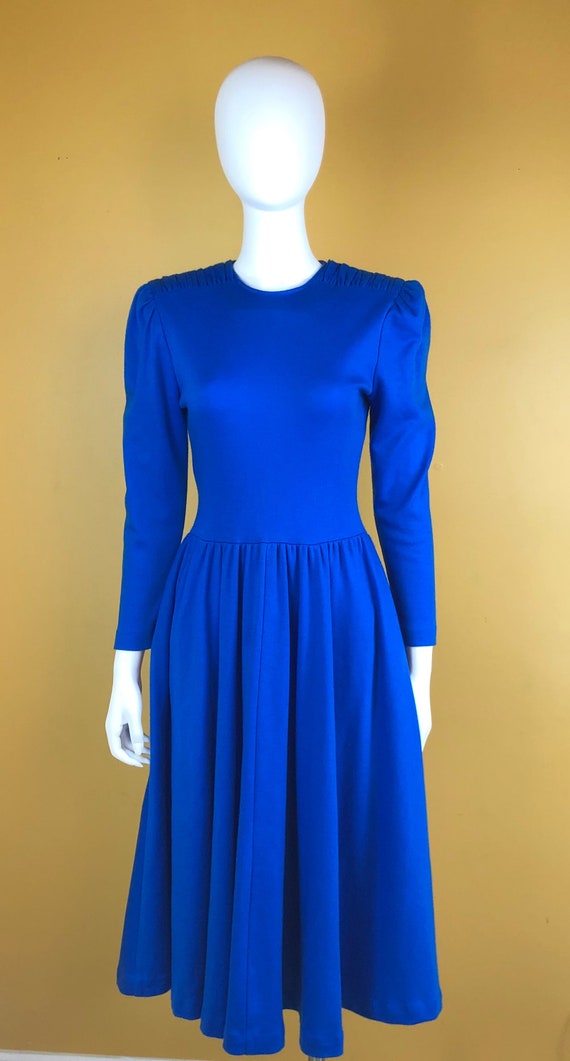 royal blue knit dress