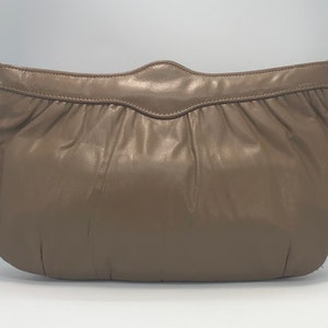 Vintage 1980s Mardone USA Taupe Leather Convertible Clutch image 2