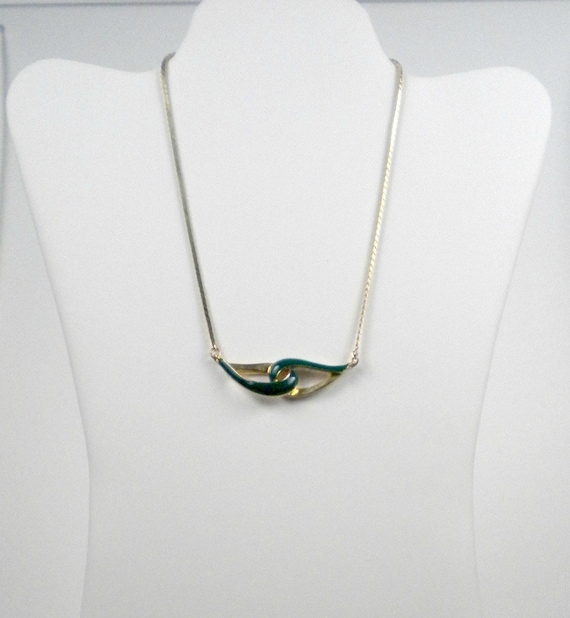 Vintage Green and Gold Necklace Choker - image 1