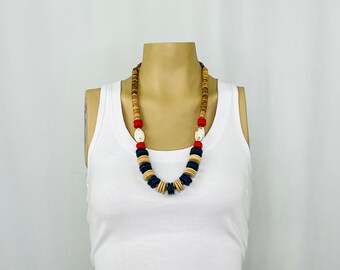 Vintage 1980s Blue Red and Natural Flat Beaded Necklace with Shell Accents