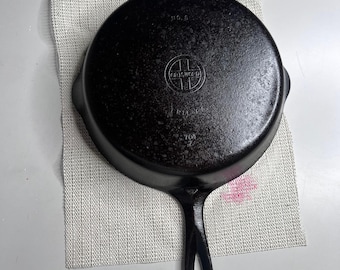 Griswold No 8 Cast Iron Skillet Small Logo Erie PA 704 Z Vintage Cookware Pan