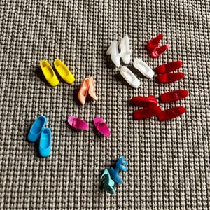 Vintage Barbie Doll Shoe Lot 1960s 1970s Mod Flats Pumps Heels Multi Color 11pc