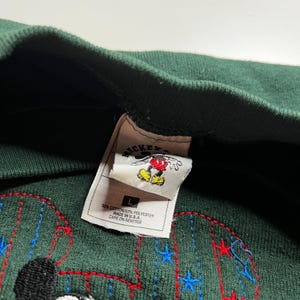 Vintage Disney Mickey Mouse Sweatshirt Forest Green Embroidered Crewneck Large zdjęcie 4