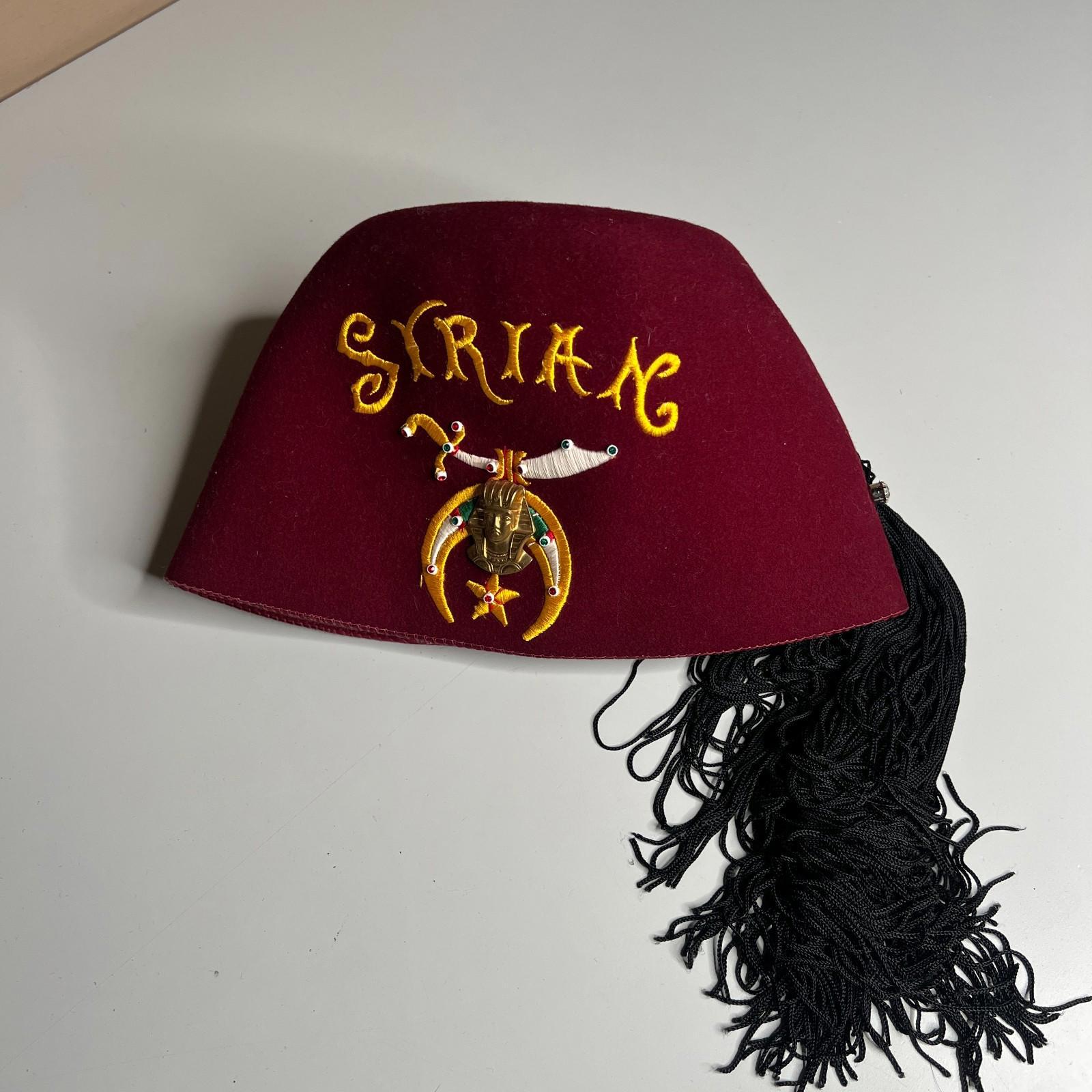 Vintage 1950s–1960s Shriner’s Antioch Hat – Maroon Fez with Tassel 1950s Handmade Shriners Philae Halifax Genuine Leather  main image 4