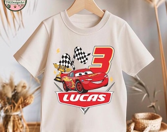 Lightning McQueen Geburtstags-T-Shirt, Kinder-Shirt, personalisiertes Disney Pixar Racing Party-Outfit für Kinder, Autos-Geburtstags-T-Shirt mit Namen und Alter