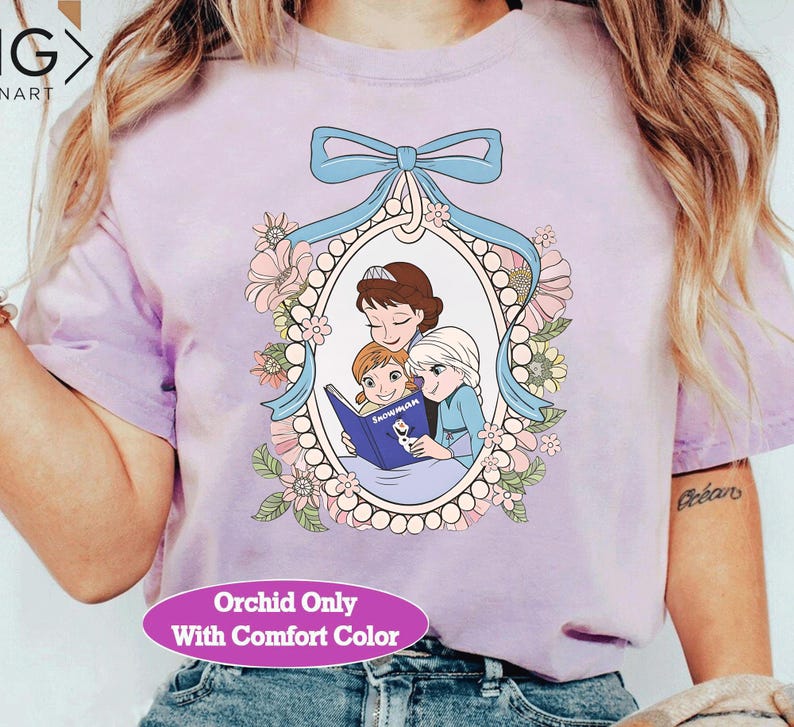 Retro 90s Elsa Anna and Mom Best Mom Ever T-Shirt, Disney Frozen Collection, Mother's Day Gift Idea, Matching Family Outfits image 2