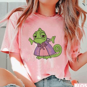 Cute Pascal Dressed Up Portrait Shirt, Rapunzel Pascal T-shirt, Disney Family Vacation, Disneyland Trip, Tangled Tee