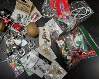 1LB Crafting Grab Bag, Assorted Craft Supplies, Doll House Miniatures, Small Christmas Sequins Bells for Decorations, Cat Charms