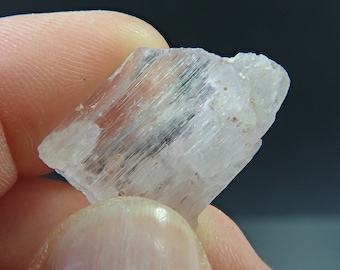 9948 Kunzite Crystal  raw Afghani kunzite crystal specimen 30 x 21 x 8 mm  12 grams  display  metaphysical gifts  kunzite from thegemdealer