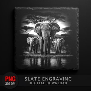 Peut inclure: Gravure sur ardoise en noir et blanc représentant trois éléphants près d'un point d'eau, avec un arrière-plan arboré. L'image est un téléchargement numérique, avec le texte "SLATE ENGRAVING DIGITAL DOWNLOAD".
