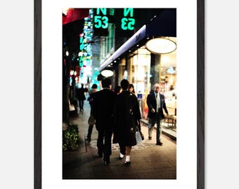Impression photo scène de rue de Tokyo – papier semi-brillant, art mural encadré