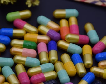 100 Kawaii Pill Capsule,Wish Faux Pill,Cute Secrect Blank Message Note In Capsule,Happy Pills,Paper Message Scrolls,Pill Cabochon Bead Charm