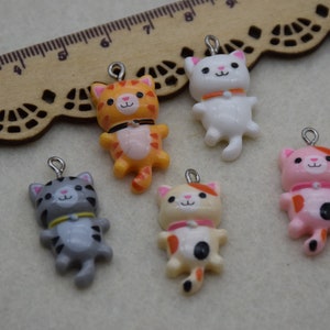 10 Resin Cute Lucky Cat Charms Earring Necklace Bracelet Bead Pendants DIY Jewelry Decoden Animal Cabochon Keychain Accessories 30x15mm