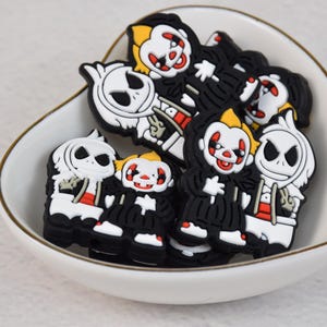 ハロウィン スケルトン ゴースト シリコン ビーズ、シリコン フォーカル ビーズ、チャーム ビーズ、クラフト用品、ビーズ用品、卸売ビーズ、バルク ビーズ DIY