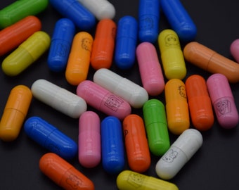 100 Kawaii Pill Capsule,Wish Pill,Cartoon Pattern Secrect Blank Message Note In Capsule,Happy Pills,Paper Message Scrolls,Pill Cabochon Bead