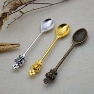 12 spoon charm pendant,soup spoon charm,food industry charm,eating charm,necklace charm,jewelry charm,jewelry pendant,60x11mm