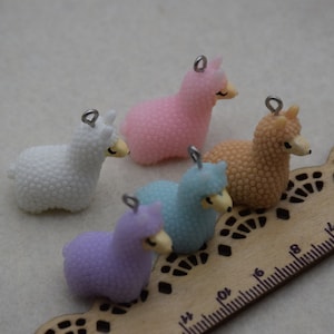 10 Resin Cute Alpaca Charms Earring Necklace Bracelet Bead Pendants DIY Jewelry Decoden Animal Cabochon Keychain Accessories 27x28mm