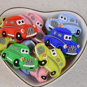 Cartoon Auto Silikonperlen, Silikon Fokalperlen,Charms Perlen,Handwerk Zubehör,Perlen Zubehör,Großhandel Perlen,Bulk Perlen DIY