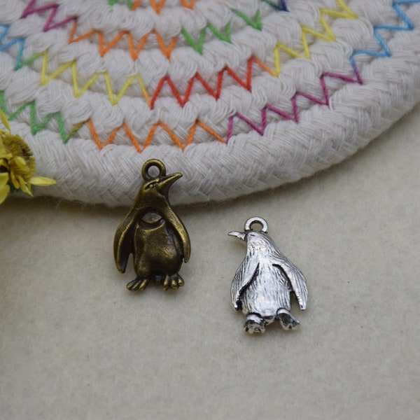 20 pendentif à breloque pingouin, breloque de collier ornement animal, breloque de bijoux, pendentif de bijoux, 20 x 12 mm