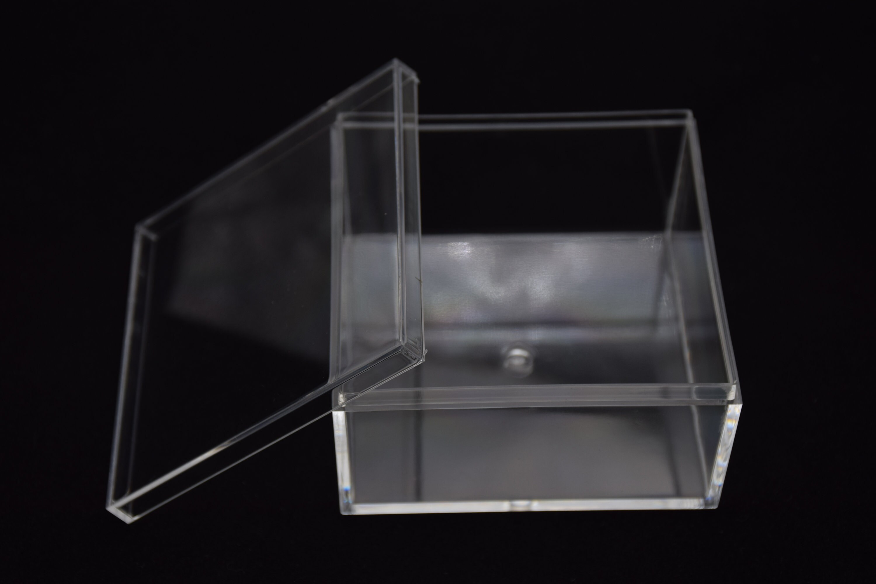 Boîte en plastique transparente 75L - Clip N' Box