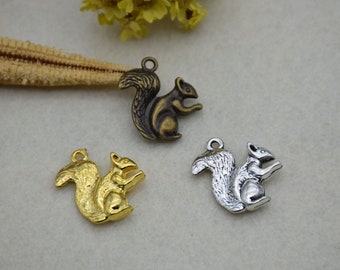 12 ciondolo charm scoiattolo, ornamento animale collana charm, ciondolo gioielli, ciondolo gioielli, 21x21mm