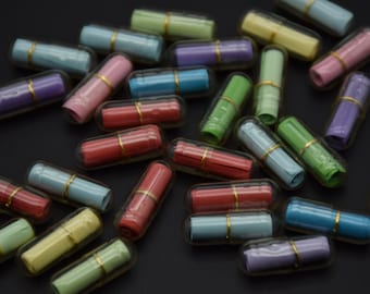 100 cápsulas de píldoras Kawaii, píldora falsa de deseo, nota de mensaje en blanco secreto claro en cápsula, píldoras transparentes, pergaminos de mensajes de papel, amuletos de cuentas de píldoras