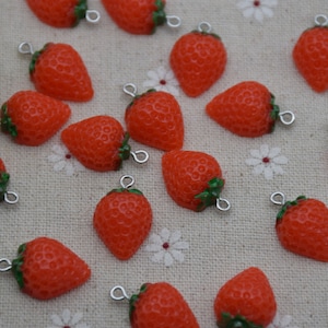 12 Resina Cabochons Fragola Frutta Piatta Schiena Cabochon Charms Fai da te Artigianato Decorazione Accessorio Scrapbooking Cabs Cameo Gioielli Facendo 22x14mm