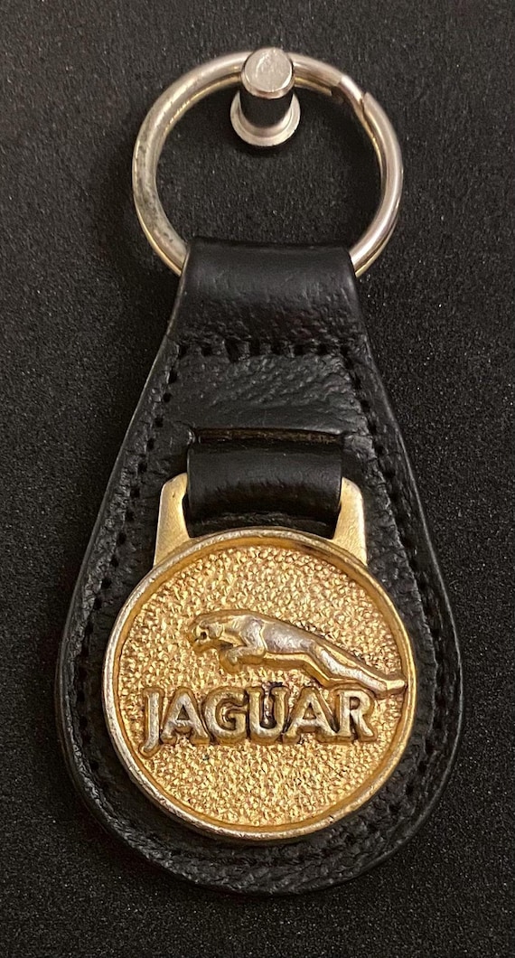 Jaguar – Original Vintage 1970s/ 1980s Manhattan Windsor Leaper