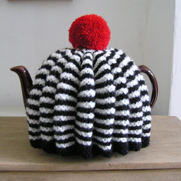 six cup knitted tea cozy