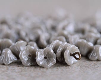 50 Lustred Grey Baby Bell Flower Beads 5x8mm DIY Czech Glass Beads For Jewelry Making Flower Cup Beads Perles Perlen Perline Бусины  捷克玻璃珠
