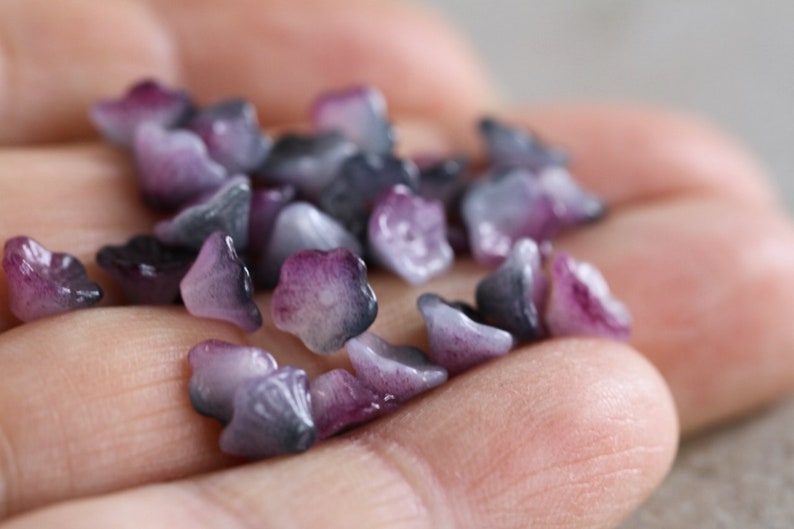 100 Lilac/Grey Coated Baby Bell Flower Beads 5x8mm Czech Glass Beads Jewelry Making Glass Flower Cup Beads Perles Perlen Perline image 7