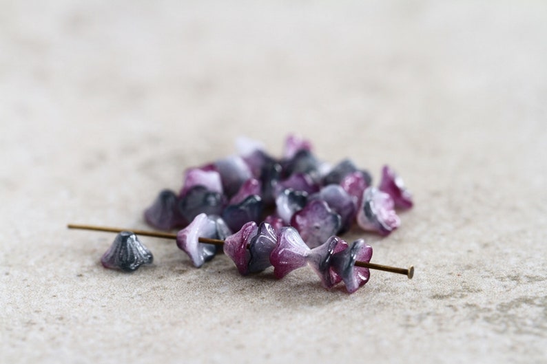 100 Lilac/Grey Coated Baby Bell Flower Beads 5x8mm Czech Glass Beads Jewelry Making Glass Flower Cup Beads Perles Perlen Perline image 3