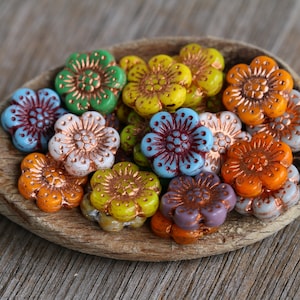 44pcs Colourful Opaque Glass MIX ANEMONE FLOWER Beads 14mm Czech Glass Beads Flat Flower Beads Perles Perlen Perline image 2