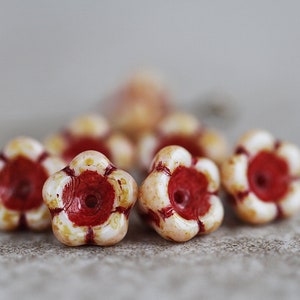 50 Picasso Red Inlaid White BELL FLOWER Beads 6x8mm Czech Glass Beads For Jewelry Making Glass Flower Beads Perles Perlen Perline  チェコガラスビーズ