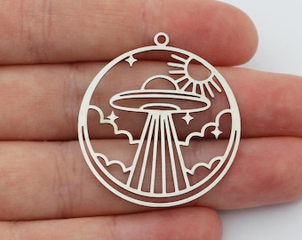 Edelstahl UFO Raumschiff Charme, Charme der fliegenden Untertasse, Weltraum Charme, Alien Charme, Edelstahl Schmuck Zubehör SC-1161