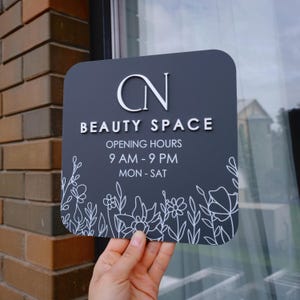Señalización con código QR, letreros personalizados para puertas de hoteles, baños, oficinas, números de apartamentos, salones de belleza y negocios.