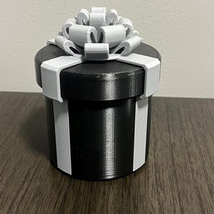 Boîtes cadeaux emboîtables ennuyeuses - Jusqu'à 10 couches !