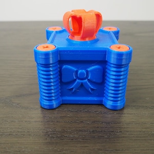 Mini Annoying Gift Box: Prank Puzzle with Long Screws